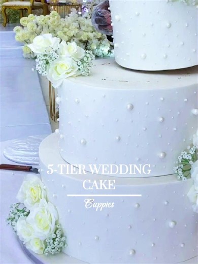 Five Tiers of Joy: A Beautiful Wedding Cake Celebration