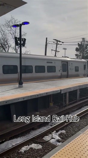 LIRR M7 horn show #lirr #train #longisland #automobile #newyork #views #subscribe #entertainment