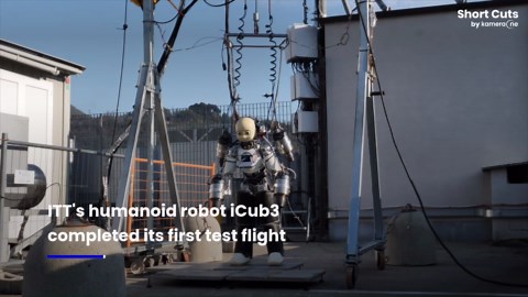 Italians teach robots to fly: humanoid robot takes off