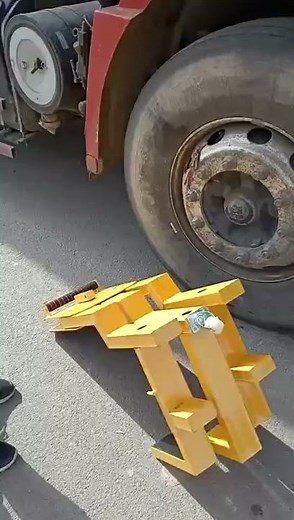 3 Forks Wheel Security Tyre Lock Clamp Car Truck Lorry ATV RV Anti-Theft Parking Boot