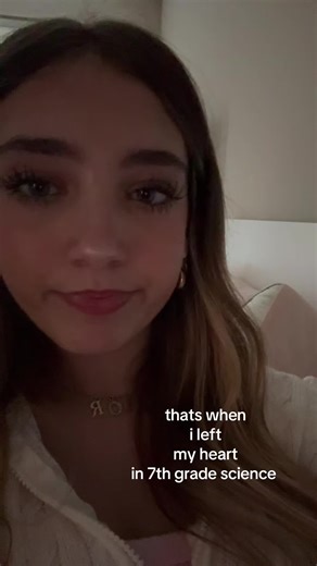 secret (@lizz_yy04)’s video of that's when i left my heart with 7th grade