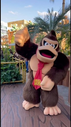 Meeting Donkey Kong at Super Nintendo World Universal Epic Universe #supernintendo #donkeykong
