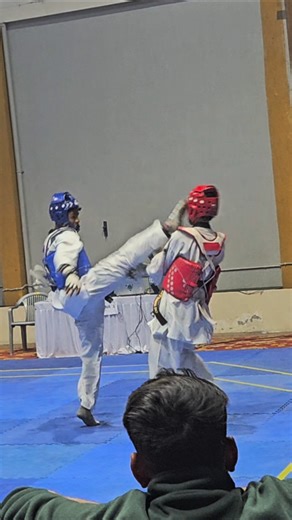 Unexpected Kick 😱 | 3 Points Face Hit | Taekwondo 63 KG Highlights #shorts