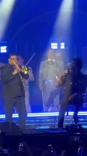 Alejandro Fernández a mi manera. #alejandrofernandez #amimanera #vicentefernández