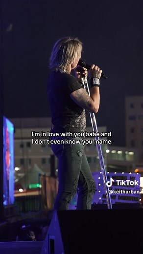 this is where you just go with it 🤣 | keith urban