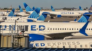 Flight delays build at Newark airport. Here are the latest numbers