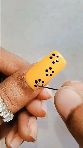 basic nails arts tutorial 💅🏻✨🥀 ll Viral nails design for beginners 💅🏻✨🌺 ll #nailsdesignclub #nailart