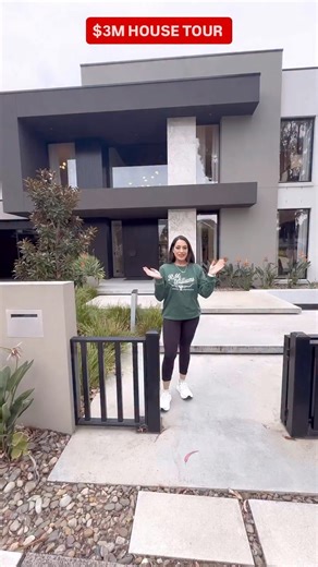 AUSTRALIA 🇦🇺 ULTRA LUXURY $3M MANSION TOUR , home tour, house tour, luxury house, mansion. . . . . #punjabi #reels #australia #trendingreels #hometour #housetour #realestate #Melbourne #home #house #luxuryhomes #luxurydesign #luxuryhouse #kitchen | Raz Kaur
