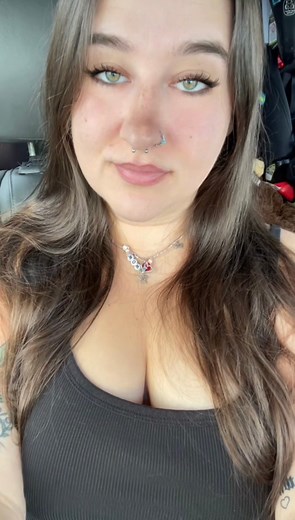 Kelsie Crowe on Reels