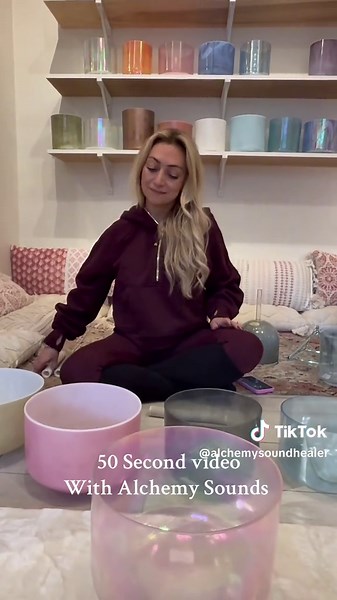 The benefits of alchemy sounds, particularly through sound bowls and tuning instruments, are profound and deeply transformative. Here are some key benefits: 1. Stress Reduction \t•\tThe soothing vibrations help calm the nervous system, reducing stress and promoting relaxation. 2. Improved Focus and Clarity \t•\tThe tones enhance mental clarity and support mindfulness, helping to bring the listener into the present moment. 3. Emotional Healing \t•\tThe resonance of the bowls can help release trap