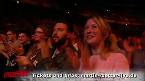 Leute, aufgrund der tollen Nachfrage haben wir heute noch mal etliche neue und auch Zusatztermine für meine "FREISPRUCH!"-Tour in den Verkauf gegeben. Tickets bekommt ihr auf Eventim oder www.martin-ruetter-live.de Wir rocken jetzt gleich erstmal Karlsruhe, morgen Göppingen, Donnerstag Ravensburg und dann noch all die anderen Städte, die da noch kommen. Ich freu' mich :-) | Martin Rütter