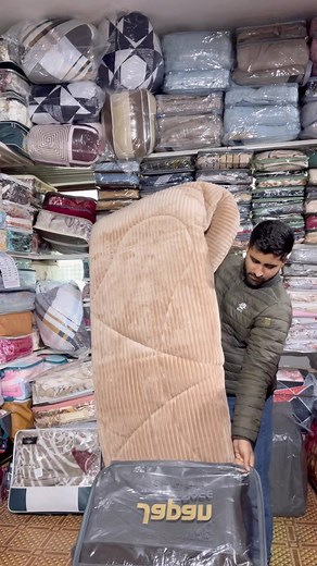 20K views · 14 reactions | Heavy winter quilts sherpa one side with microfiber Available WhatsApp 9622889206,7006589300 Gross weight 5 kg Visit showroom Find us on google maps Kashmir furniture mart Bagati kanipora nowgam near sultan fuels #instagood #instalike #instagram #fashion | Bedding Buy & Kashmir Furniture mart Kanipora SGR | Facebook
