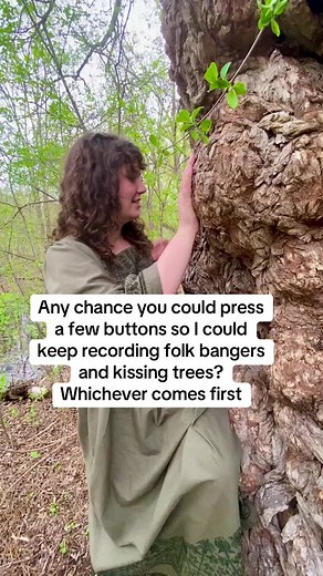 This is the traditional Irish folk tune, “Star of the County Down”. If you like folk music, you’re in the right place #folksong #folktune #folkmusic #irishfolkmusic #irishmusic #nature #treehugger #cottagecore