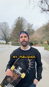 Meet Phil Hanley, a comedian and high fashion model who's also dyslexic. His unorthodox journey as a stand-up comedian is now in his new memoir 📚 | Phil Hanley