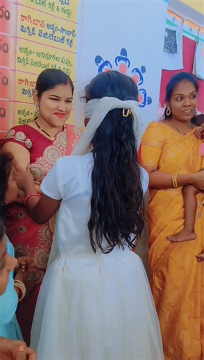 Student find her teachers||touch to find#playing games with Teachers