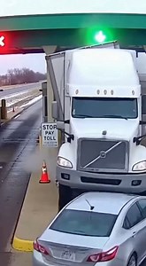 Semi Loses Brakes, Slams Into Parked Cars at Toll Booth MAPLETON, USA — A runaway semi-truck lost its brakes Tuesday morning and crashed into multiple parked vehicles at a busy toll booth, causing injuries and significant property damage, authorities said. The incident occurred around 8:25 a.m. on Interstate 44 near the Mapleton Toll Plaza. According to Mapleton State Highway Patrol, the fully loaded semi began descending a short incline approaching the toll booths when the driver realized the b