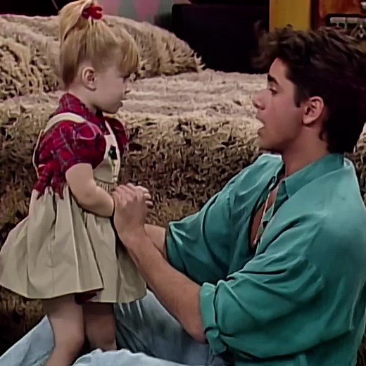 my favourites🥹. I love them sm. // should of made the clips shorter.. not made a jesse and michelle edit in a while🥹 #jesseandmichelle #fyp #viral #socute #edit #fullhouse #foryoupagе