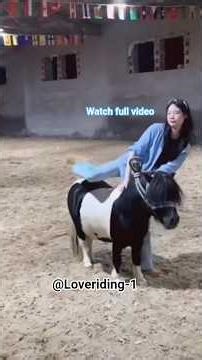 Heavy🍑Mistress riding horse.#shorts #horseriding #horse#horseracing#horsepower#horsegirl#ponyride