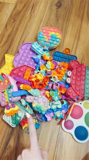 Fidget Toy Collection Tour: Explore My Favorites