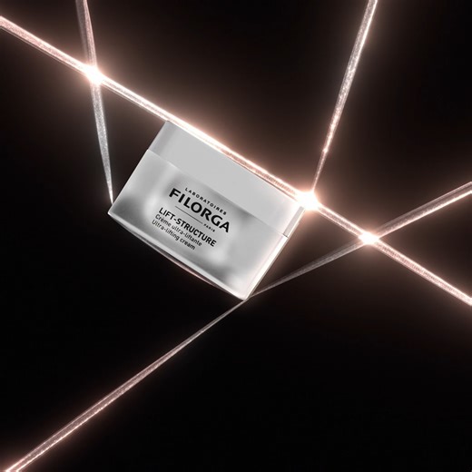 LIFT-STRUCTURE ¿Cuál es el superpoder de la crema LIFT-STRUCTURE? Lucha contra los signos de la edad y acción reafirmante para una piel más tonificada y firme. #Filorga #Skincare #LiftStructure | Laboratoires Filorga