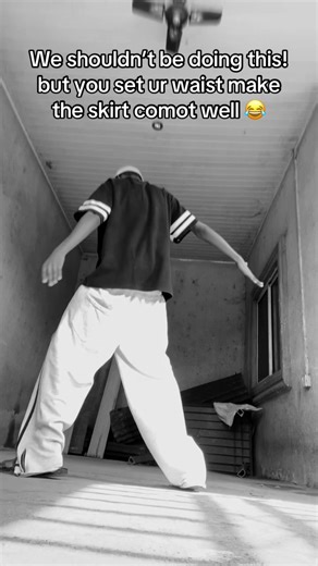 Humorous Dance Moves That Make Us Smile