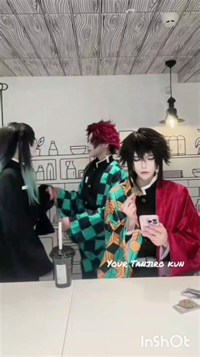 demon slayer cute moments🎀🤣#demonslayer #kimetsunoyaiba #roofs