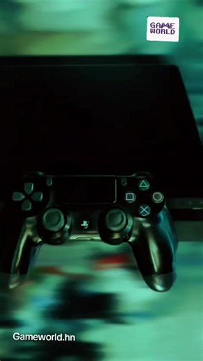 🎮 Comparativa: PS1 vs PSone Mando Nuevo en Caja 🎮 ¡Bienvenidos! En este video, comparamos la clásica PlayStation (PS1) con su versión compacta, la PSone. También te mostraré un mando nuevo en su empaque, ideal para coleccionistas. Exploraremos el diseño, características y funcionamiento de ambas consolas, además de algunos datos curiosos sobre su historia. ¡No te lo pierdas! #RetroGaming #PlayStation #PS1 #PSone
