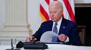 Joe Biden: Demenz-Schock! US-Präsident stromert orientierungslos umher