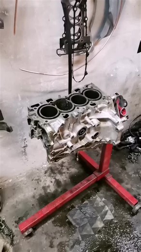 Honda Civic CRX: JDM Adventure with VTEC Performance