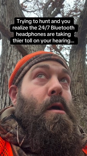 May or may not be based on fact 😳👂🏼 #limblossboss #dreamteamprosthetics #myleglesslife | Limb Loss Boss