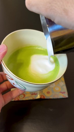 ラテアートの魅力と抹茶ティーラテの作り方