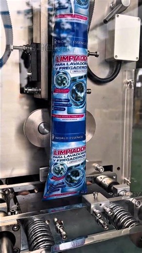 How to pack detergent powder?pilow pouch laundry detergent powder washing powder packing machine