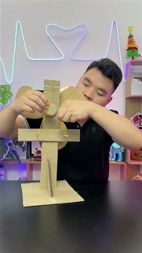 Infinite Homemade Rubber Band Fan!? 😱