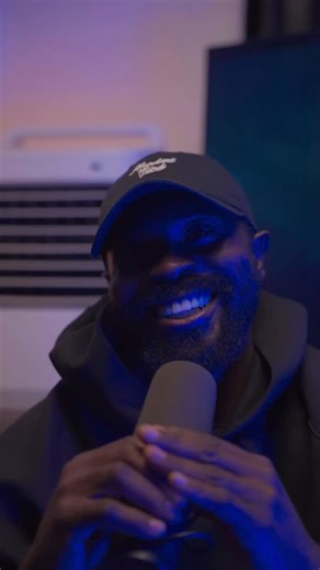 Moe | Videographer | Photographer | Creator on Instagram: "I live in a small apartment please don’t disrespect me 😂😂😂 #explorepage✨ #viralreelsvideo❤️likefollowme"