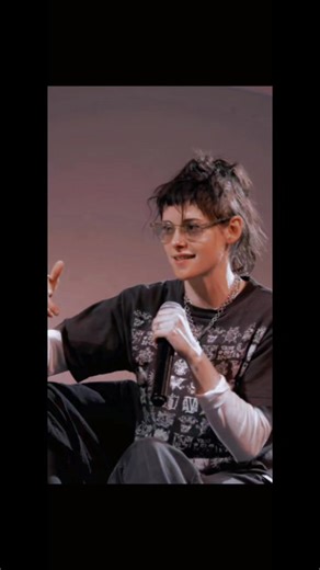 Kristen Stewart Shows Off Stunning New Hair Style