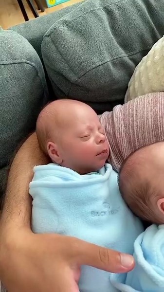 1 year ago & somehow I love them even more today💙🥹 #triplets #tripletsofinstagram #tripletdad #dad #dadsofinstagram #bestdadever #superdad #identical #identicaltriplets #identicalboys #inlove #family #babies #newborn #husband #husbandsofinstagram #tripletmom #momsofmultiples #twinsandmultiples | Moretolovski