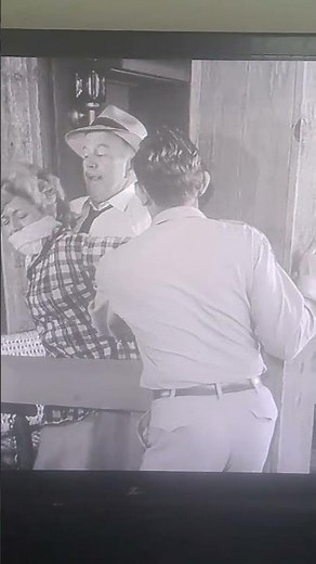 The Andy Griffth Show- Convicts at Large scene