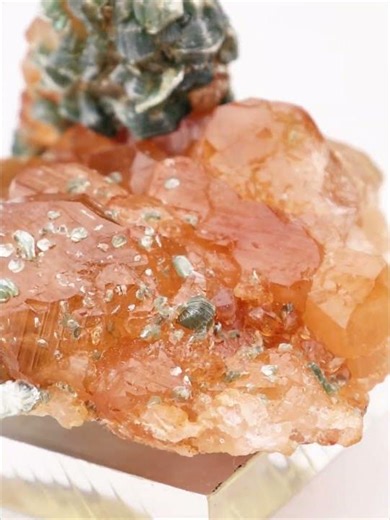 Grossular Garnet var. Hessonite – Pakistan | FAM Auctions | Grossular Garnet |