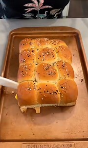 How to make everything breakfast sliders