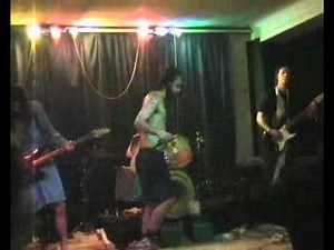 Fostartály - Spárgázó Jean-Claude Van Damme van a fenekemre tetoválva