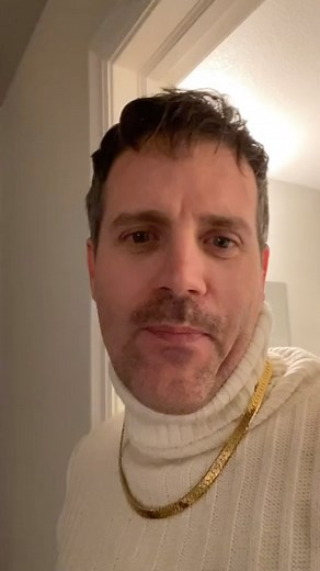 1.7M views · 11K reactions | The video that started it all!  #cringe #comedy #characters #onlinedating #tinder #tinderfail | Chris Munch Comedy | Facebook