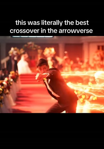 Best Arrowverse Crossover: Unforgettable Moments