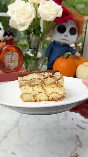 How to make Tiramisu. Recipe is from @John Kanell #baking #tiramisu #bakingideas