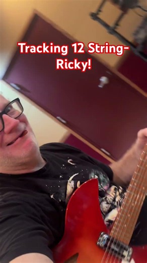 Recording 12-String Rickenbacker #betohale #guitar #rickenbacker