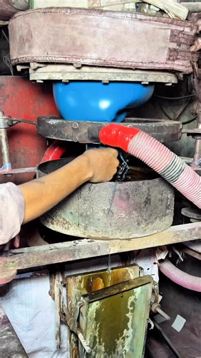 How Plastic Rope Is Made | Inside the Manufacturing Process Ever wondered how strong plastic ropes are manufactured? In this video, we take you inside a modern rope factory to show the complete step-by-step process — from melting plastic granules to extruding and twisting durable ropes used in daily life Watch till the end to see how technology and precision come together in rope production #PlasticRope #FactoryTour #HowItsMade #PlasticIndustry #RopeMaking #IndustrialProcess #FactoryVideo #Engin