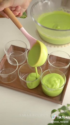 Chè Bơ - Delicious Avocado Pudding Recipe