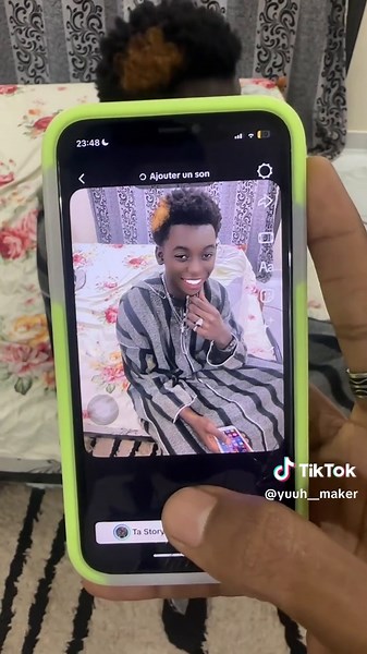 @Yuuhh 👨‍🦯🐅 @DUUH—BG😎✌️ @𝓟𝓻𝓮𝓽𝓽𝔂 𝓮̀𝓿𝓪💍❤️‍🩹 @Mansourmkr 😅😅🥳