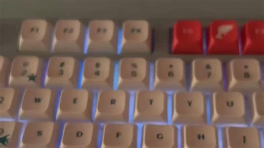 300Hz 和 60Hz 的区别原来这么大