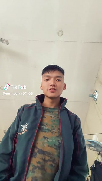 >Koi Gurungni vay mention gardinu paryo🤣#gorkhekhukuri #fyp #capcut #zerry