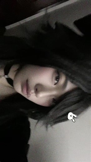 Explora el Cosplay de Tessa Elliot en Murder Drones